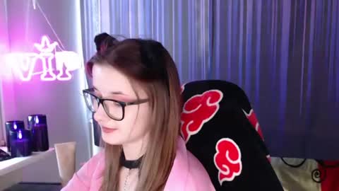 LunaXcherry online show from June 22, 5:32 pm