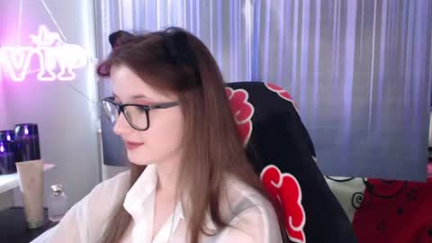 LunaXcherry online show from June 25, 5:06 pm