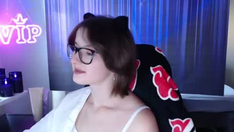 LunaXcherry online show from July 31, 5:23 pm
