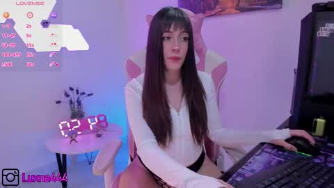   online show from November 21, 7:56 pm