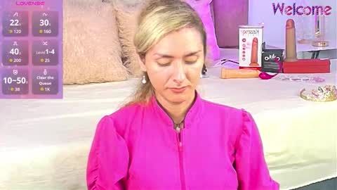 lunitadiva online show from November 29, 2:20 pm