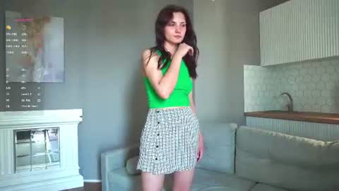 Snapshot of lunnadreams chatting on July 11, 8:28 am Luna online show from July 11, 8:28 am