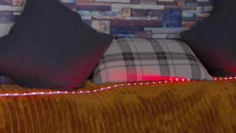 LunnaGray online show from November 27, 6:59 am