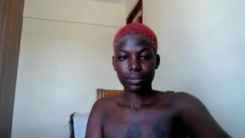 luo_queen online show from June 15, 9:55 am