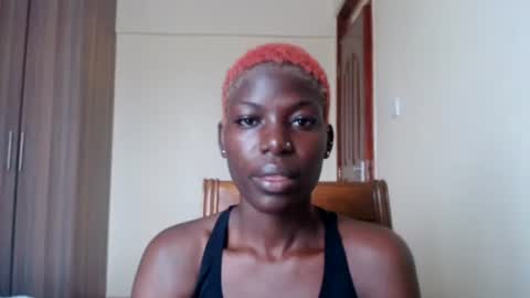 luo_queen online show from June 23, 8:23 am