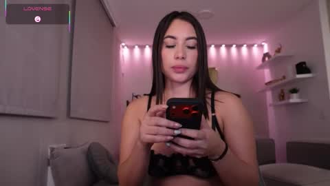 Snapshot of lupe_jones22 chatting on November 28, 10:18 am Lupe - Independent online show from November 28, 10:18 am