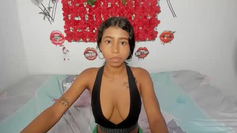 Snapshot of lupita_hot77 chatting on February 1, 5:39 am lupita_hot77 online show from February 1, 5:39 am