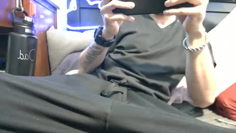 lurkus online show from October 29, 7:54 am