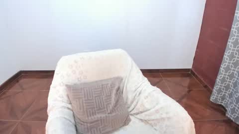 Snapshot of luscious86 chatting on January 4, 5:58 pm PAULINA online show from January 4, 5:58 pm