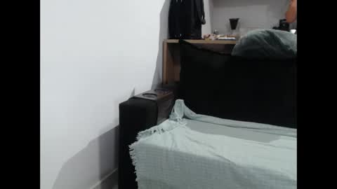 lusexyhot online show from October 18, 4:04 am