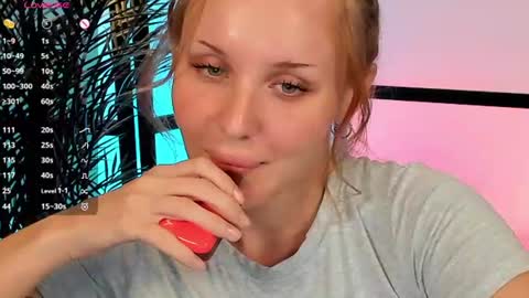 your sweet Liana online show from July 18, 5:33 am