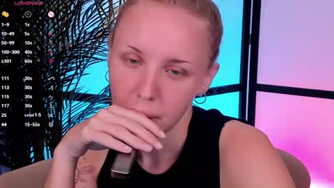 your sweet Liana online show from July 20, 6:17 am