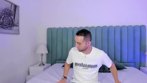 Snapshot of lushian_luna chatting on May 29, 4:05 pm Lushian And Luna online show from May 29, 4:05 pm