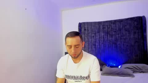 Snapshot of lushian_luna chatting on June 12, 5:23 pm Lushian And Luna online show from June 12, 5:23 pm