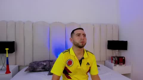 Snapshot of lushian_luna chatting on July 7, 4:44 pm Lushian And Luna online show from July 7, 4:44 pm