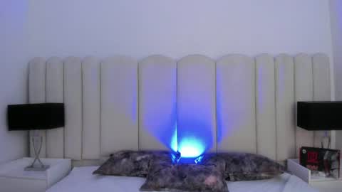 Snapshot of lushian_luna chatting on July 28, 5:23 pm Lushian And Luna online show from July 28, 5:23 pm