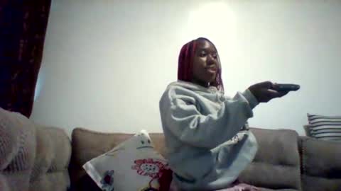 lushlola254 online show from December 21, 6:53 am