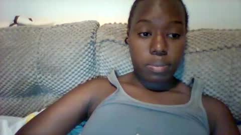 lushlola254 online show from May 5, 9:50 am