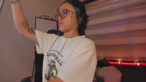 Snapshot of lusiana__ chatting on May 28, 12:13 pm Luci online show from May 28, 12:13 pm