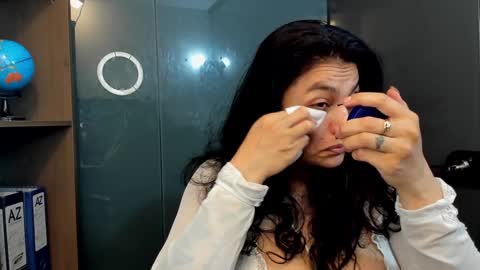 Snapshot of lust_mom chatting on December 6, 9:13 pm Angela 3 online show from December 6, 9:13 pm