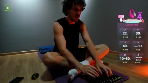 Snapshot of lustfullooking chatting on October 12, 11:09 am lustfullooking online show from October 12, 11:09 am