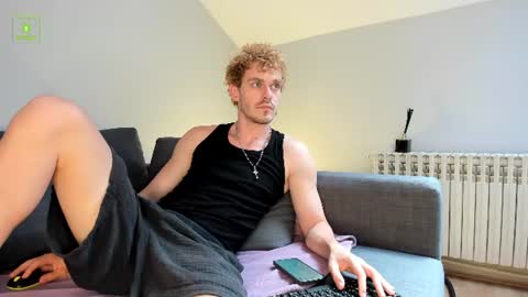 Snapshot of lustfullooking chatting on June 21, 11:02 am lustfullooking online show from June 21, 11:02 am