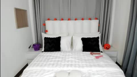 My nickname is Lust online show from October 18, 12:35 am