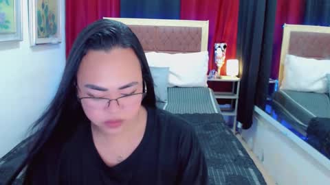 Trina online show from February 23, 5:01 am