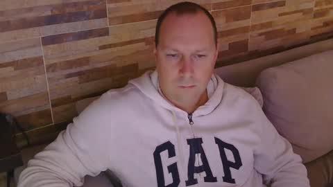 lustonfan online show from April 23, 12:51 pm