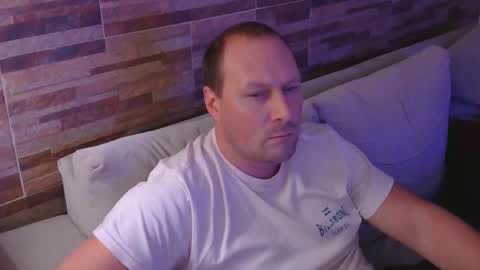 lustonfan online show from May 5, 1:46 am