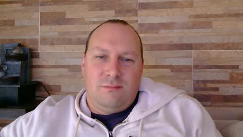 lustonfan online show from June 30, 12:39 pm
