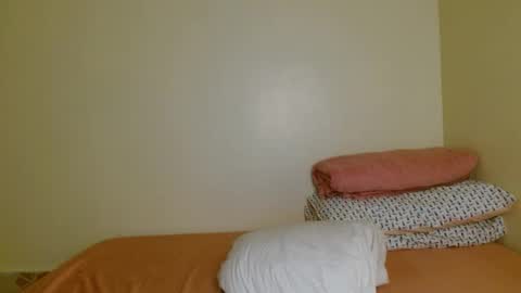 lustrous-choco online show from March 1, 1:40 am