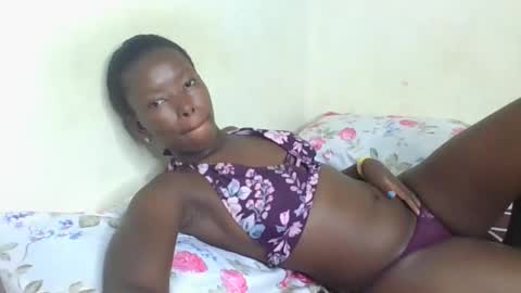 Snapshot of lustrousnerd chatting on February 13, 1:29 am Noreh online show from February 13, 1:29 am