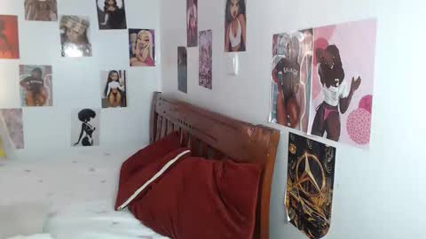 Snapshot of lusty_lana chatting on February 3, 4:21 am lusty_lana online show from February 3, 4:21 am