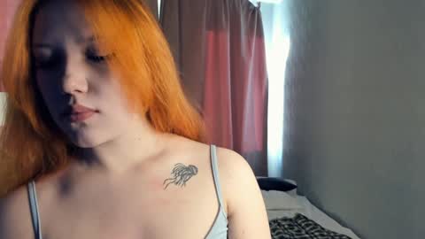 Snapshot of lusty_miss_di chatting on February 8, 7:26 am Isabel online show from February 8, 7:26 am
