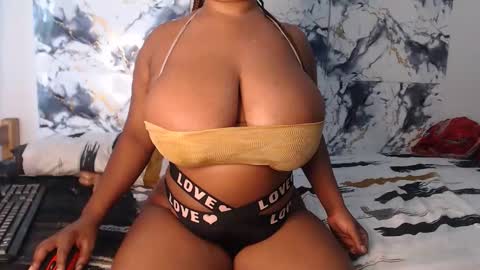 aurora online show from March 15, 8:09 am