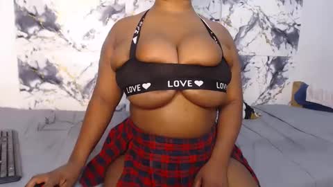 aurora online show from March 20, 9:30 pm