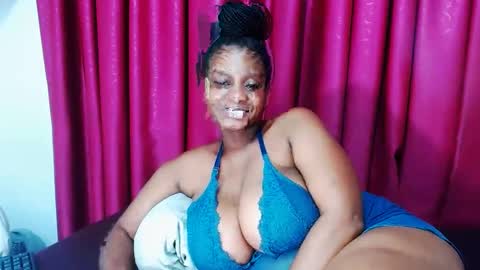 Snapshot of lustydesirex chatting on December 15, 7:42 pm lustydesirex online show from December 15, 7:42 pm