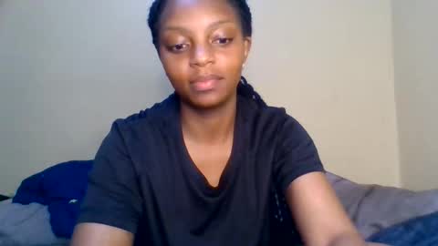 Snapshot of lustylena511 chatting on December 21, 9:11 pm Lena online show from December 21, 9:11 pm