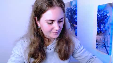 Snapshot of lusy_kiss_ chatting on October 27, 11:36 am lusy_kiss_ online show from October 27, 11:36 am