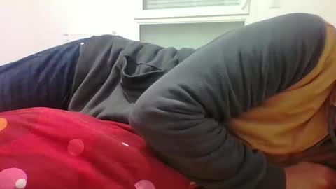 lutin181577185596 online show from March 6, 2:41 am