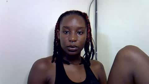 lutino_lovebirds online show from July 12, 6:04 am
