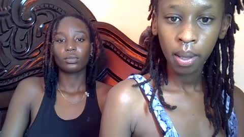 lutino_lovebirds online show from July 28, 11:17 am
