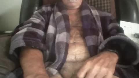 Snapshot of luv269er chatting on March 31, 5:13 pm luv269er online show from March 31, 5:13 pm