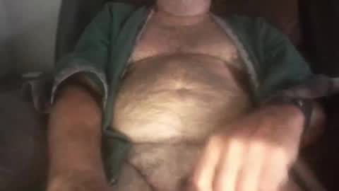 Snapshot of luv269er chatting on May 24, 1:27 pm luv269er online show from May 24, 1:27 pm