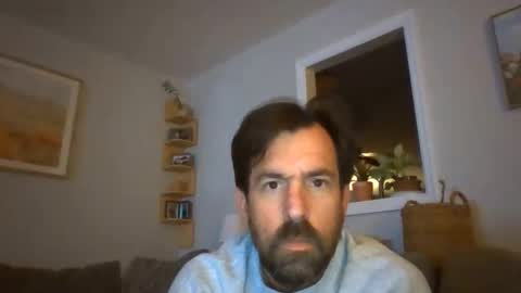 Luv2likslit online show from April 23, 8:46 am