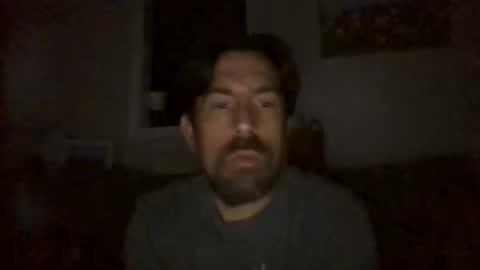 Snapshot of luv2likslit611455 chatting on May 19, 7:37 am Luv2likslit online show from May 19, 7:37 am
