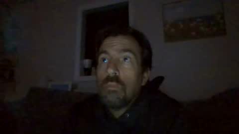 Snapshot of luv2likslit611455 chatting on June 8, 8:37 am Luv2likslit online show from June 8, 8:37 am