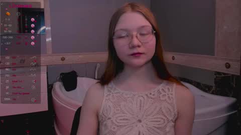 Snapshot of luv_tessa chatting on February 11, 2:05 am Tessa online show from February 11, 2:05 am