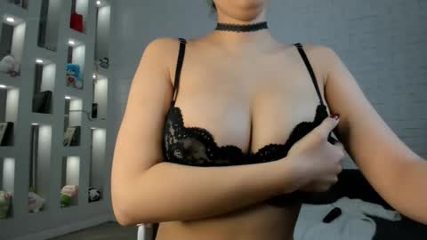 Yuna online show from November 29, 3:31 am